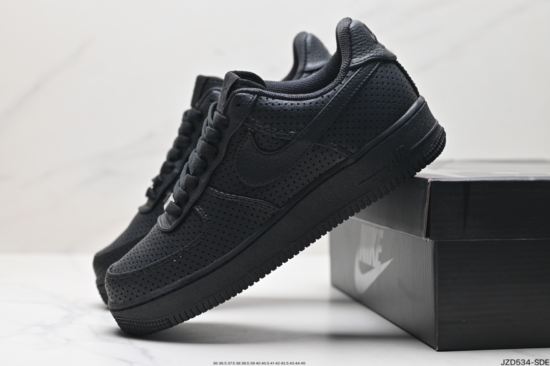 Nike Air Force 1 Shoes